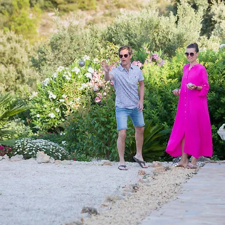 Casa Lennisa Alojamento de Acomodação e Pequeno-almoço 4*