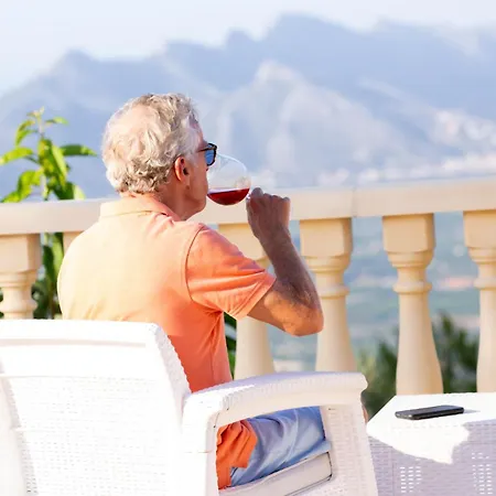 Alojamento de Acomodação e Pequeno-almoço Casa Lennisa