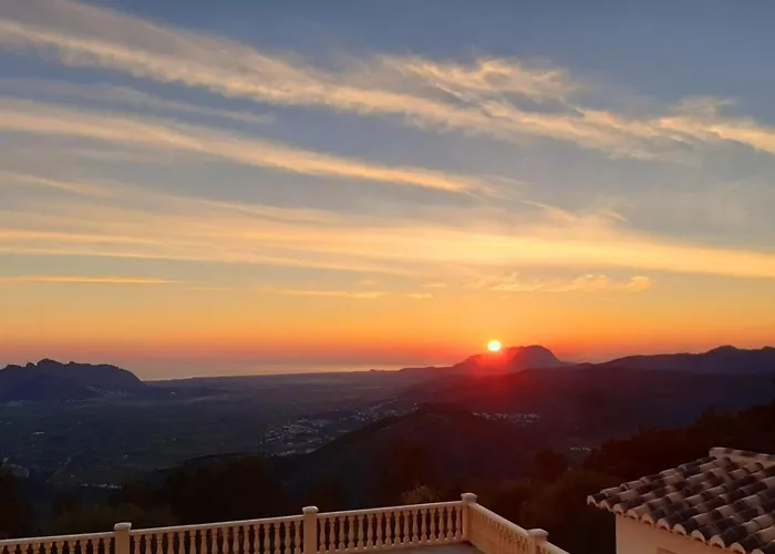 Casa Lennisa Bed & Breakfast Campell