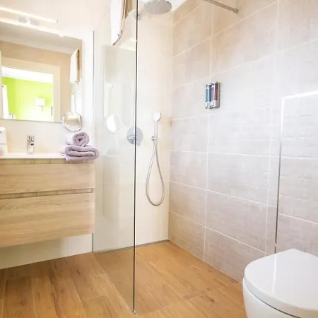 فندق مبيت وإفطار Casa Lennisa 4*